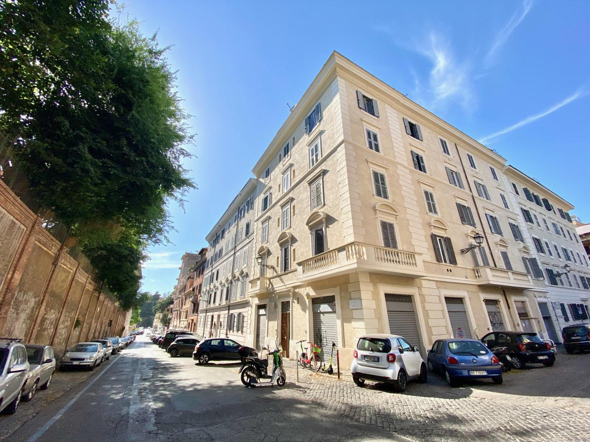 Vacanze Romane Colosseum Exterior photo